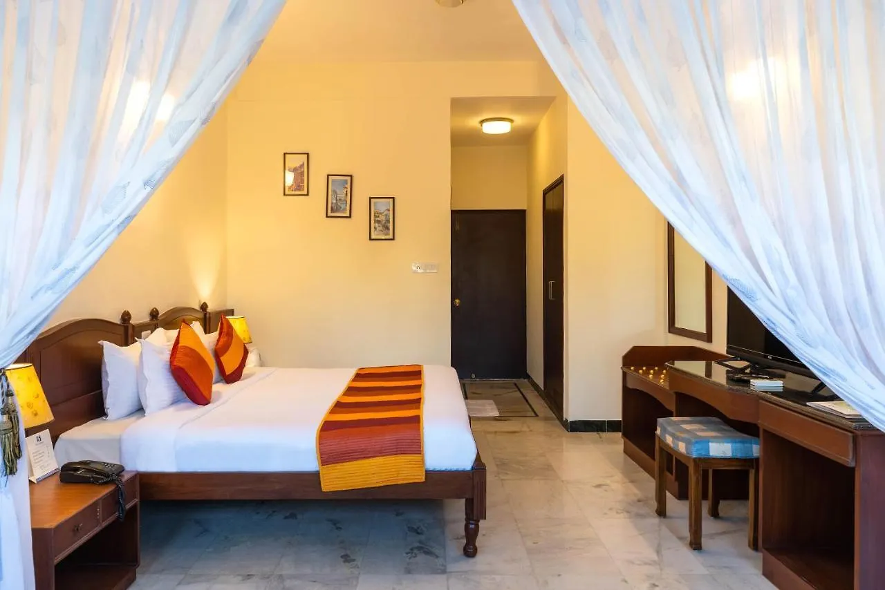 Sarovar - Lake Facing Boutique Hotel On Lake Pichola Udaipur
