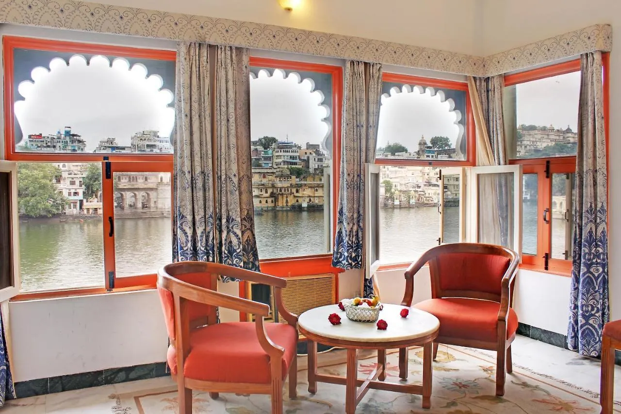 ***  Sarovar - Lake Facing Boutique Hotel On Lake Pichola Udaipur India