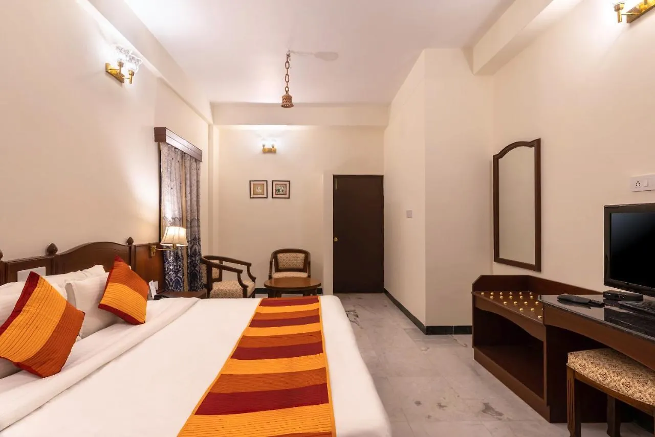 Sarovar - Lake Facing Boutique Hotel On Lake Pichola Udaipur